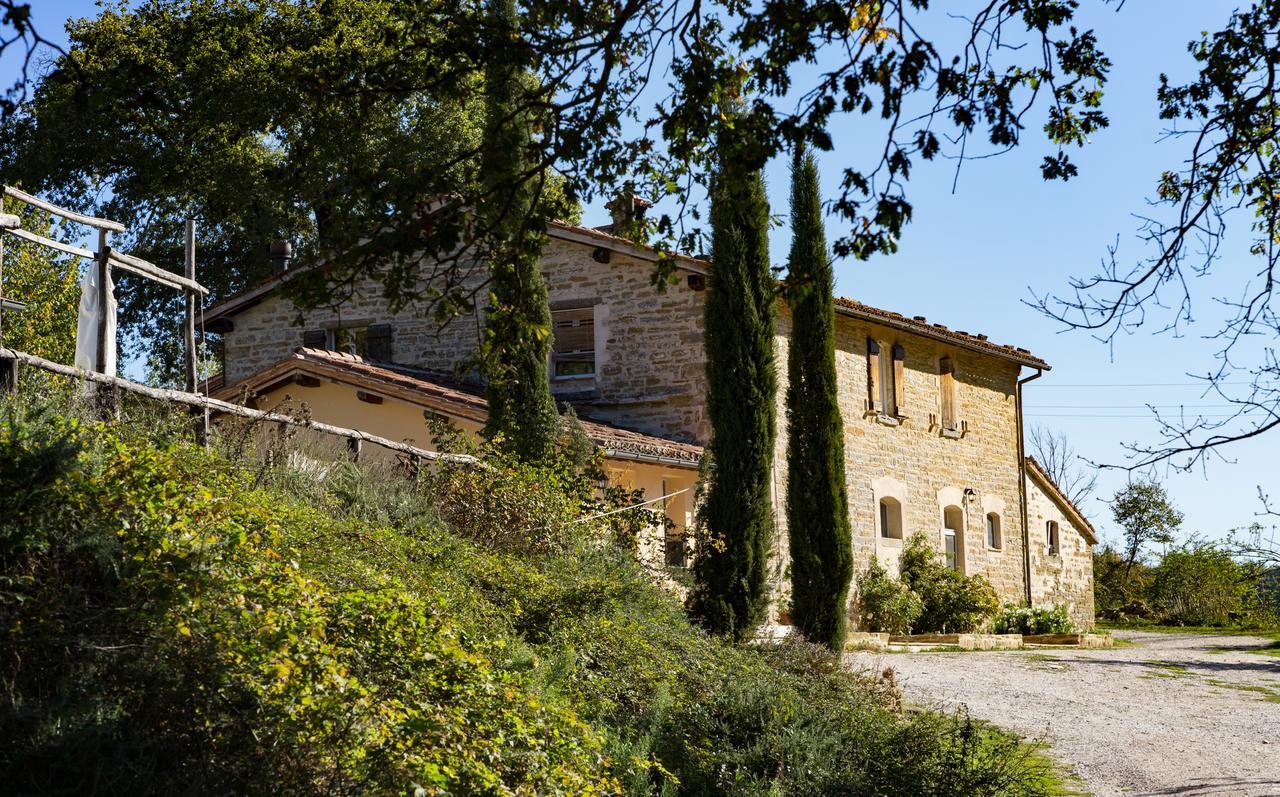 Agriturismo L'Oca Blu Gubbio Bagian luar foto